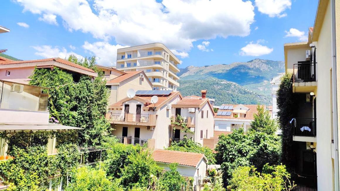 Apartment Adrialux Budva Kültér fotó