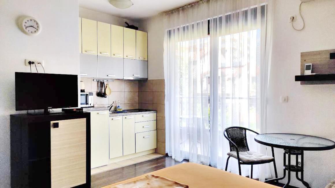 Apartment Adrialux Budva Kültér fotó